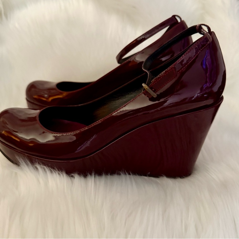 Marc Jacobs Dark Red Patent Heels - Picture 3 of 9